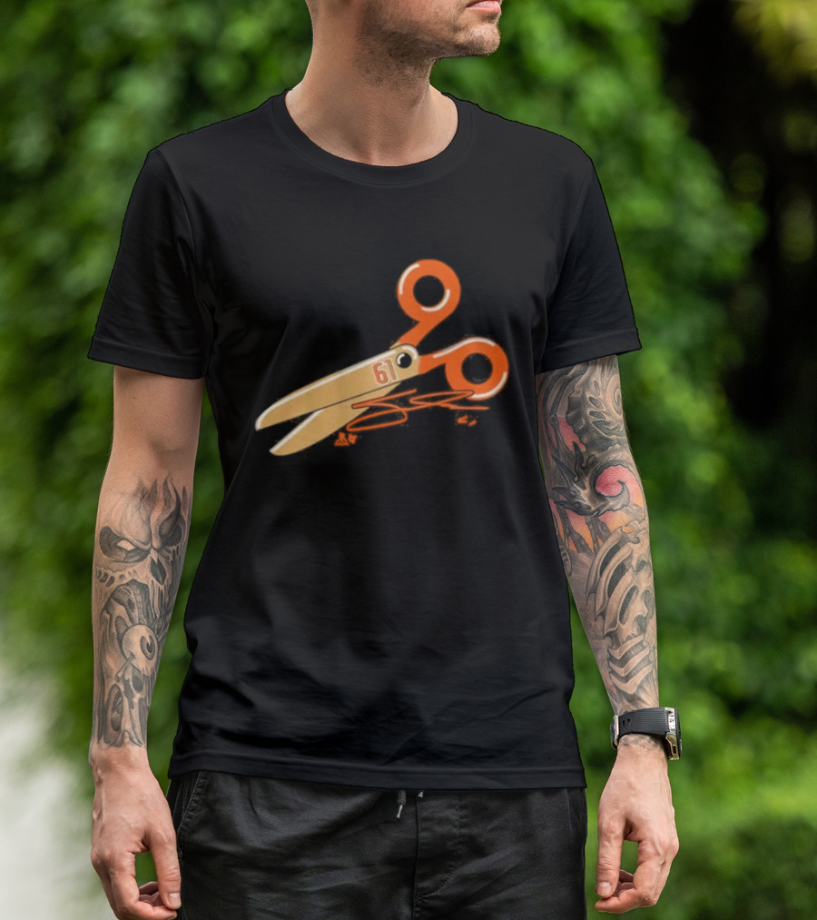 Cutter Gauthier Scissors 61 Orange T-Shirt