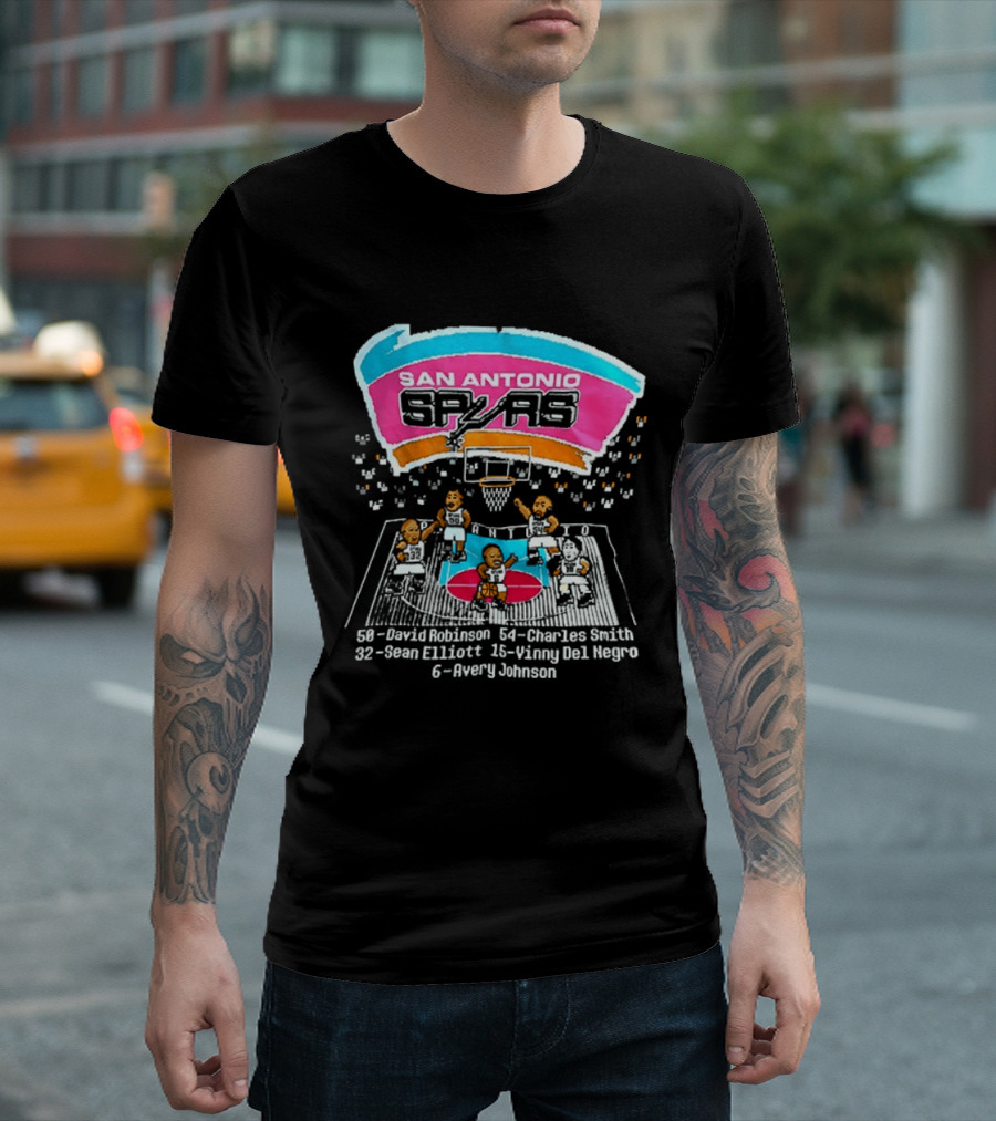 San Antonio Spurs 8 Bit Caricature David Robinson Charles Smith Sean Elliott Vinny Del Negro Avery Johnson NBA T-Shirt