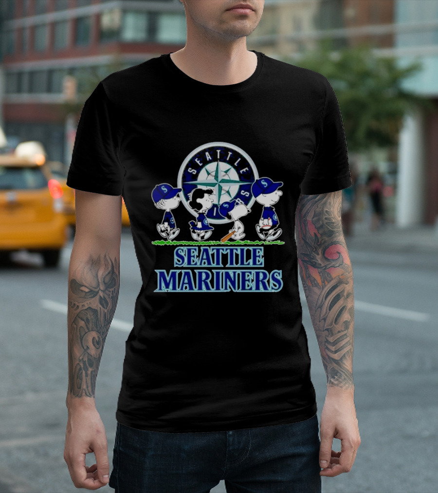 Seattle Mariners Peanuts Characters Walking Road T-Shirt