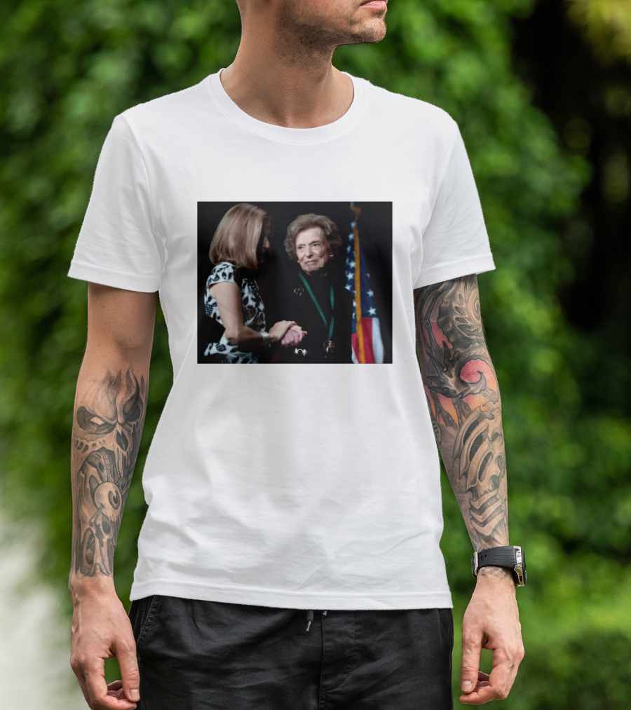 Doris Fisher Co Founder Of The Gap Remembering Legacy And Contributions T-Shirt