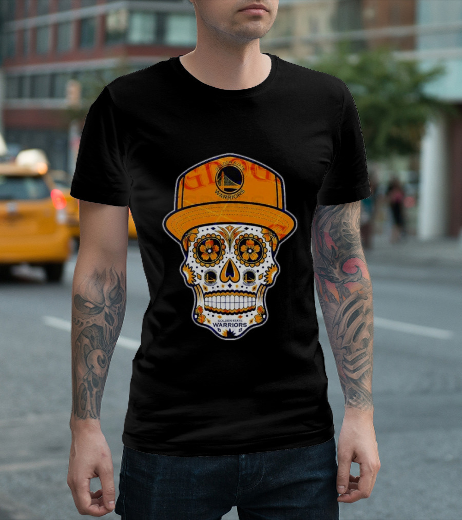 Golden State Warriors Sugar Skull Día De Muertos Cap And Floral T-Shirt