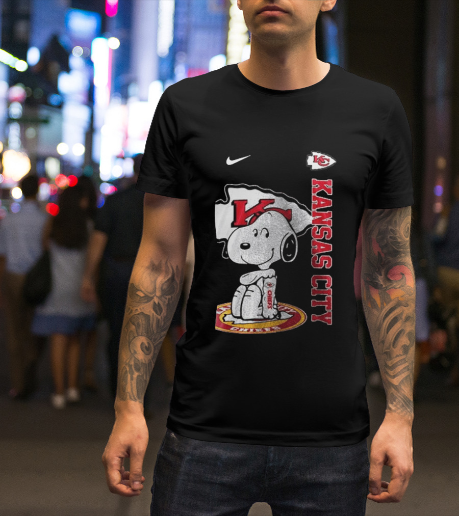 Kansas City Chiefs Snoopy Yes I'm Old Thank You For The Memories T-Shirt