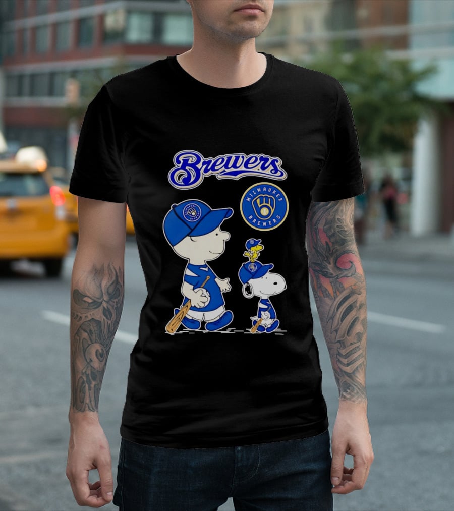 Brewers Charlie Brown Snoopy Woodstock Milwaukee Brewers T-Shirt