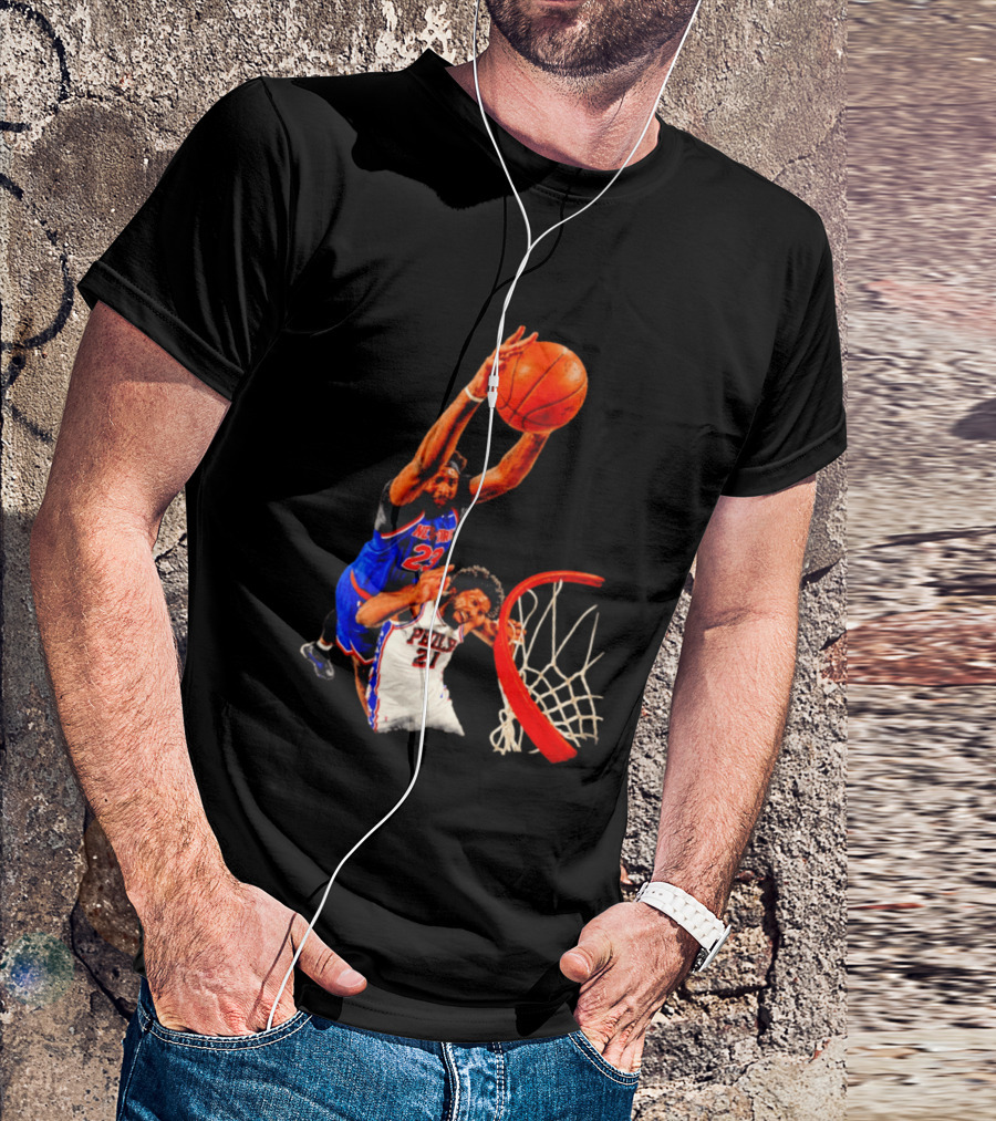 New York Knicks Mitchell Robinson Dunking On Philadelphia 2026 T-Shirt