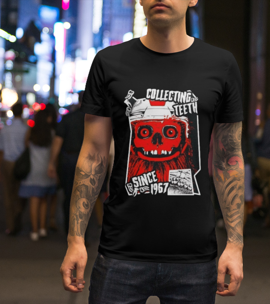 Philadelphia Flyers Gritty Collecting Teeth Since 1967 Monster Face Helmet T-Shirt