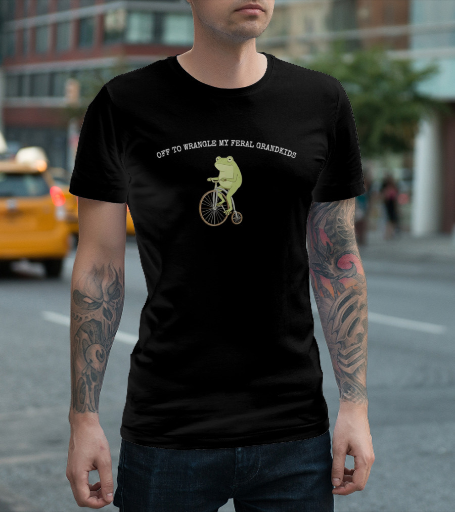 Frog Riding Bicycle Off To Wrangle My Feral Grandkids T-Shirt