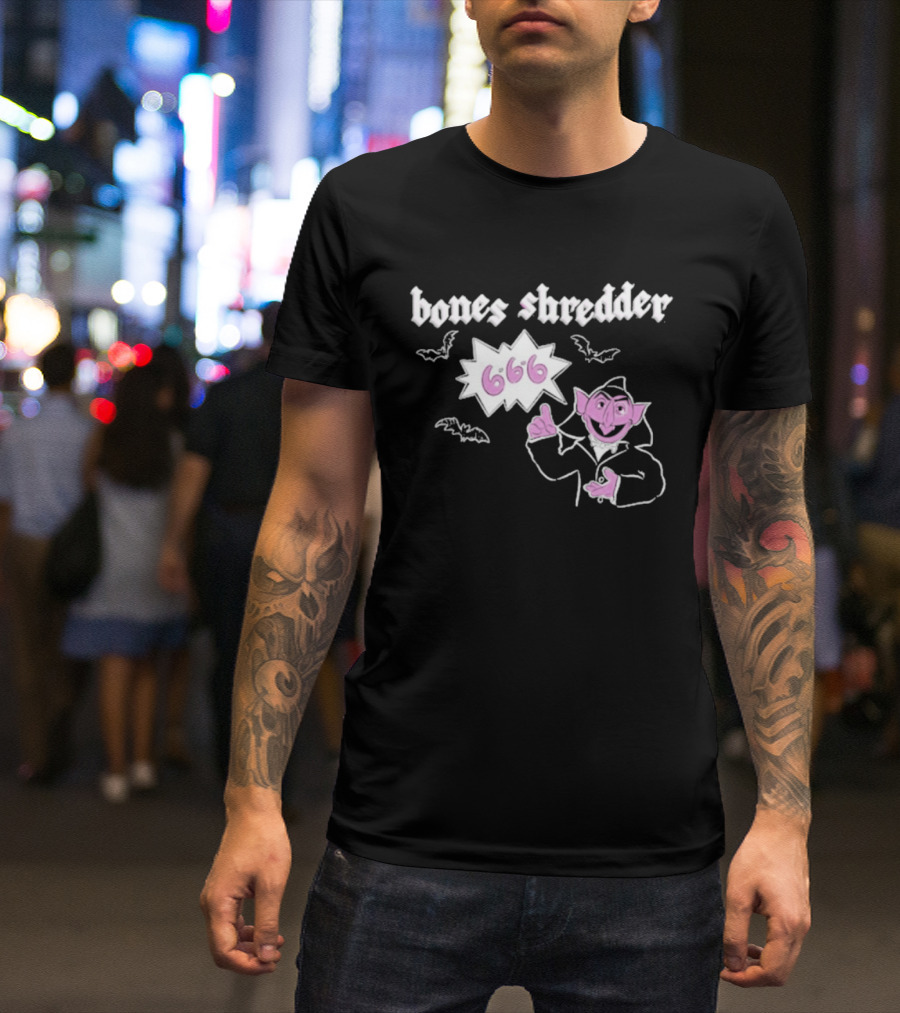 Bones Shredder Vampire Count 666 Halloween Bats T-Shirt