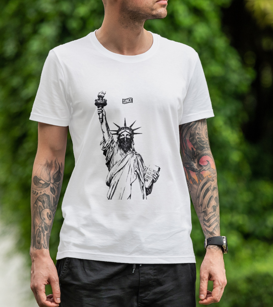 Since 1982 Liberty Statue Vintage New York T-Shirt