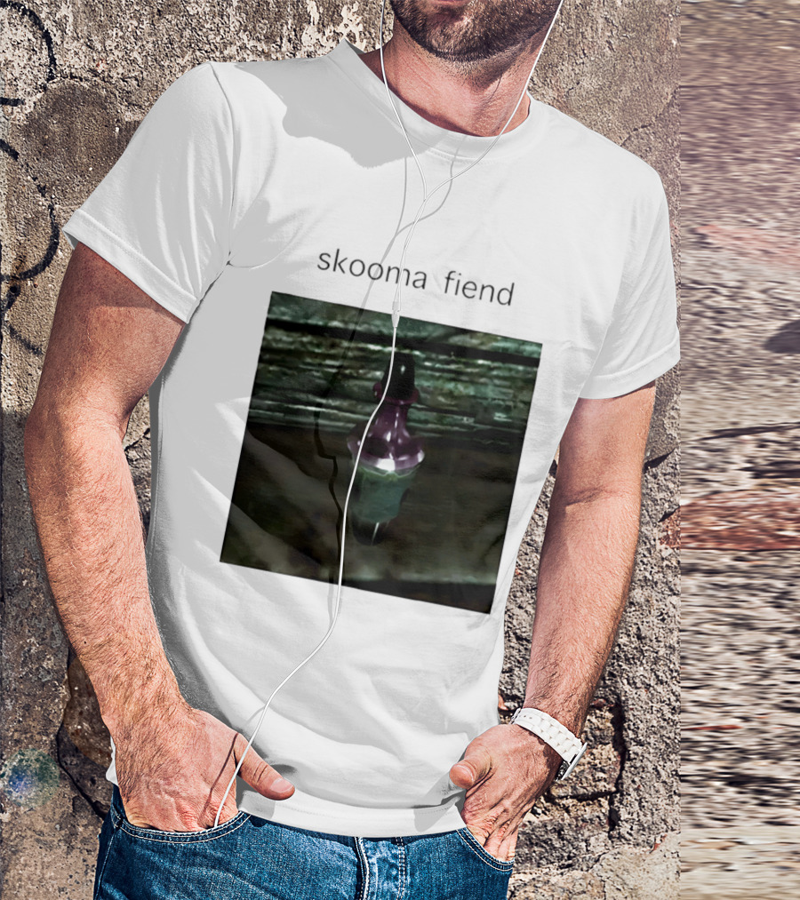 Skooma Fiend Skyrim Potion Character Reference T-Shirt