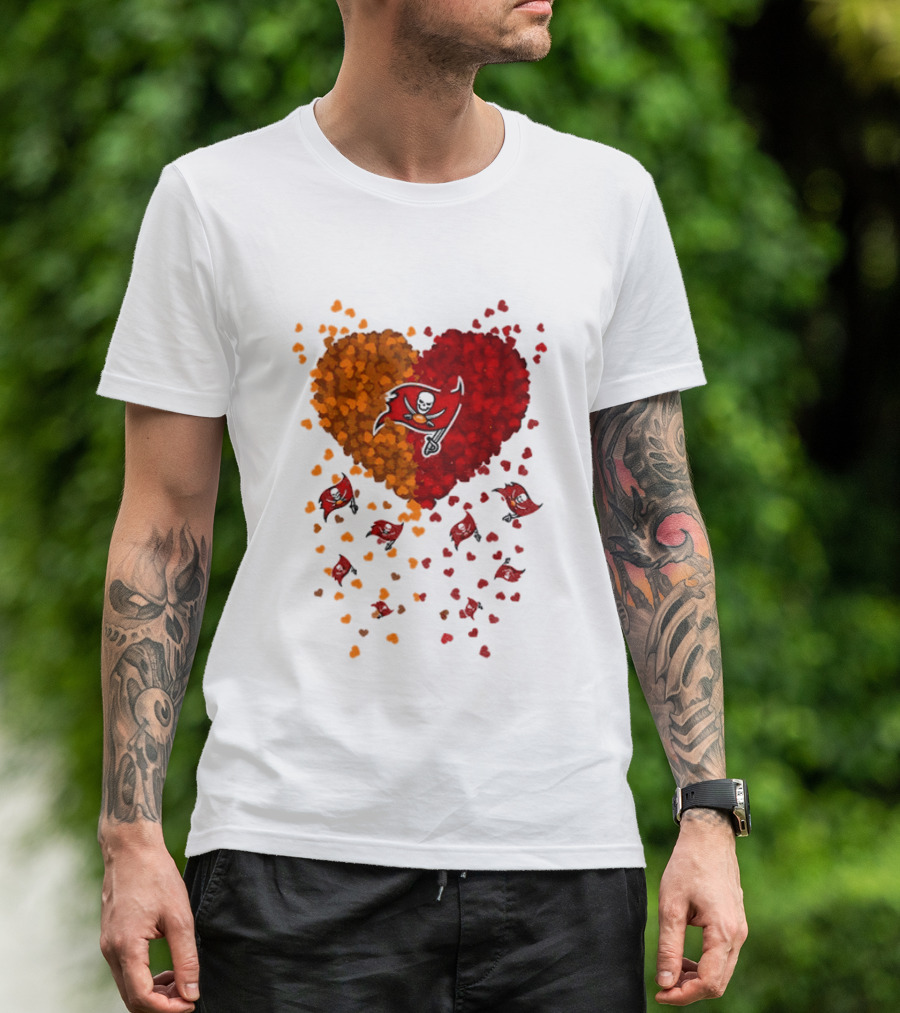 Heart Tampa Bay Buccaneers Football 2026 Iconic Team Spirit T-Shirt