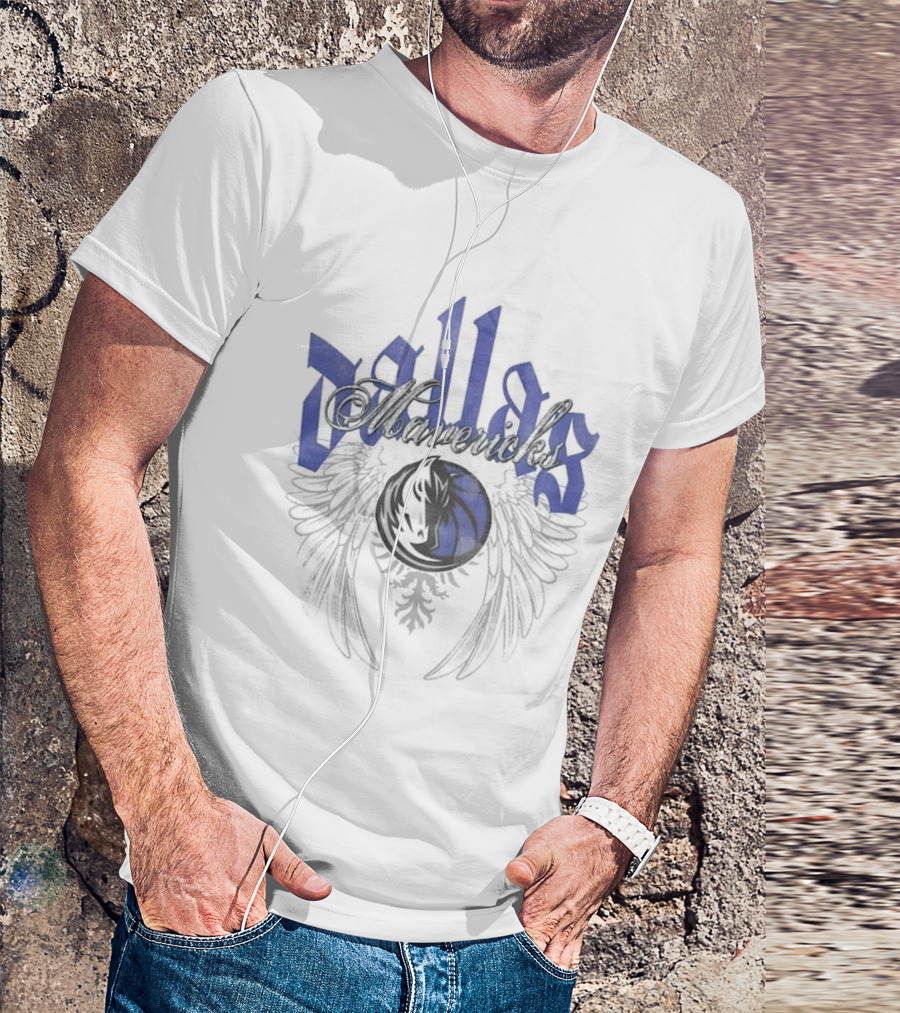 Dallas Mavericks Mitchell & Ness Old English Blue Wings T-Shirt