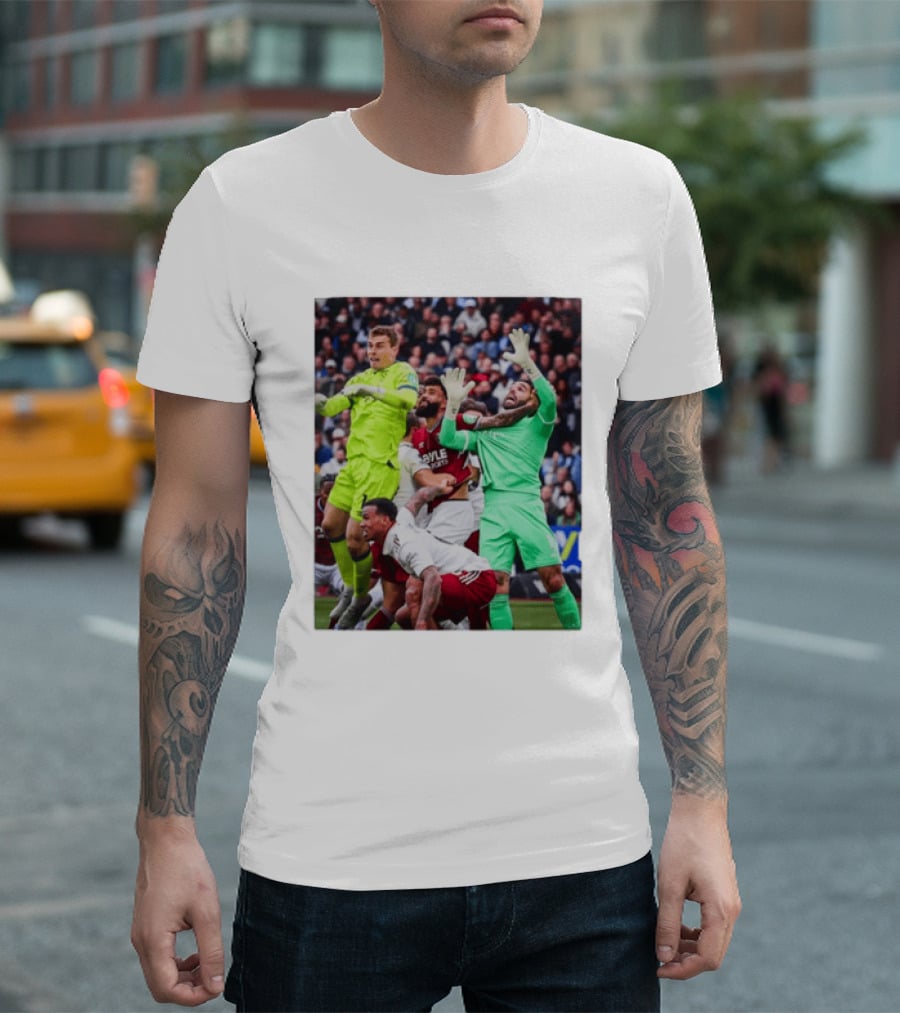 Pablo Fouled David Raya Boyle Sports Sportswear T-Shirt
