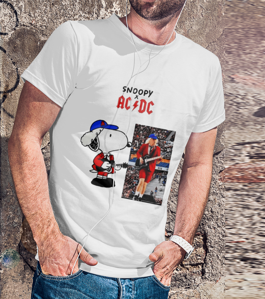 Snoopy Peanuts AC DC Angus Young Rock Concert T-Shirt