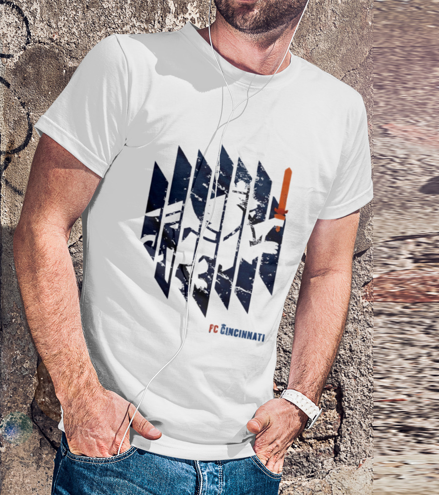 FC Cincinnati Sheared Lion Football Fans Iconic Bold Striped Image T-Shirt