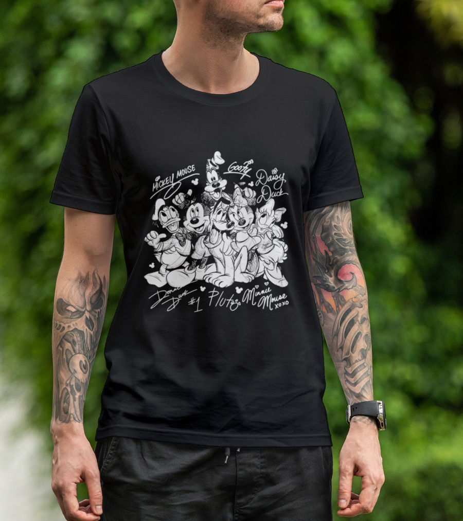 Mickey Mouse Goofy Daisy Duck Donald Duck Pluto Minnie Mouse Friends 2026 Disneyland Trip Sketch T-Shirt
