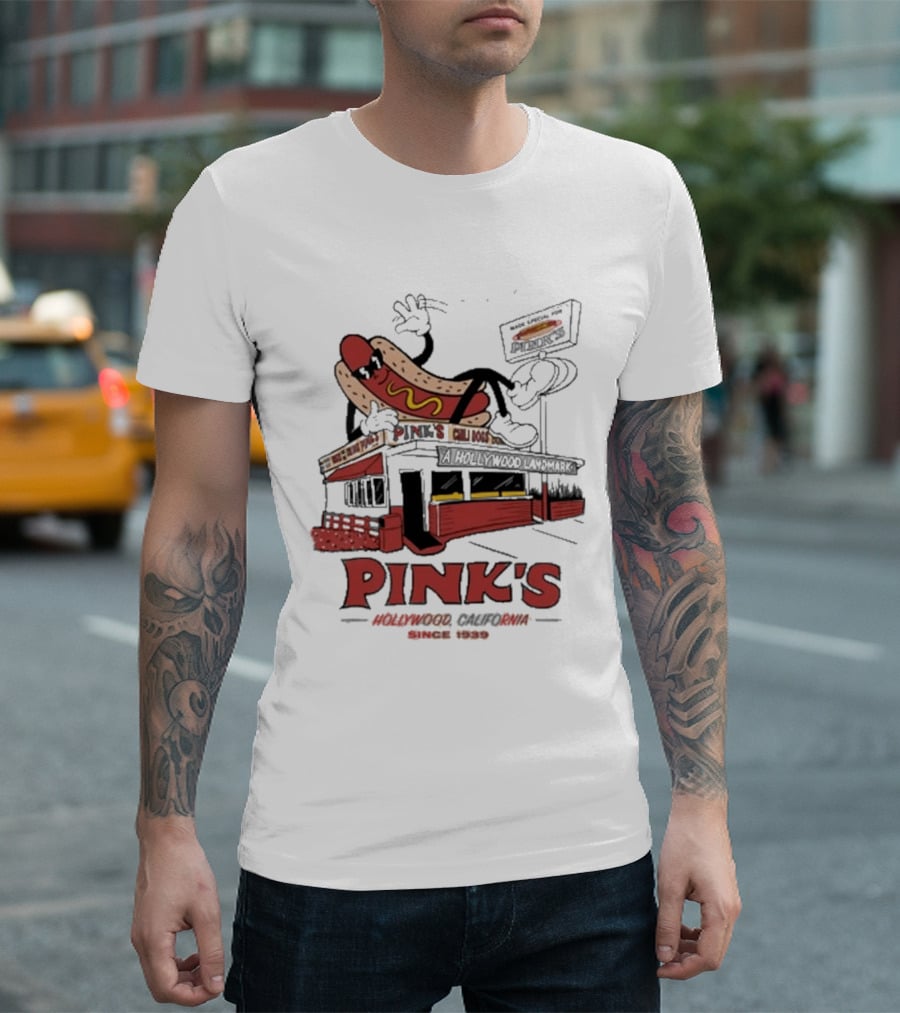 Pink's Hollywood Hot Dogs Established 1939 Iconic Street Scene T-Shirt