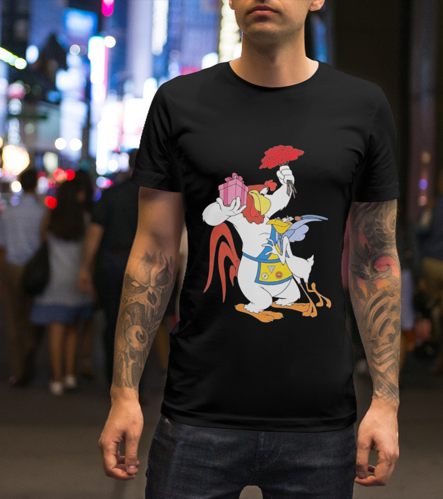 Foghorn Leghorn Miss Prissy Holding Roses And Gift Valentine Looney Tunes T-Shirt