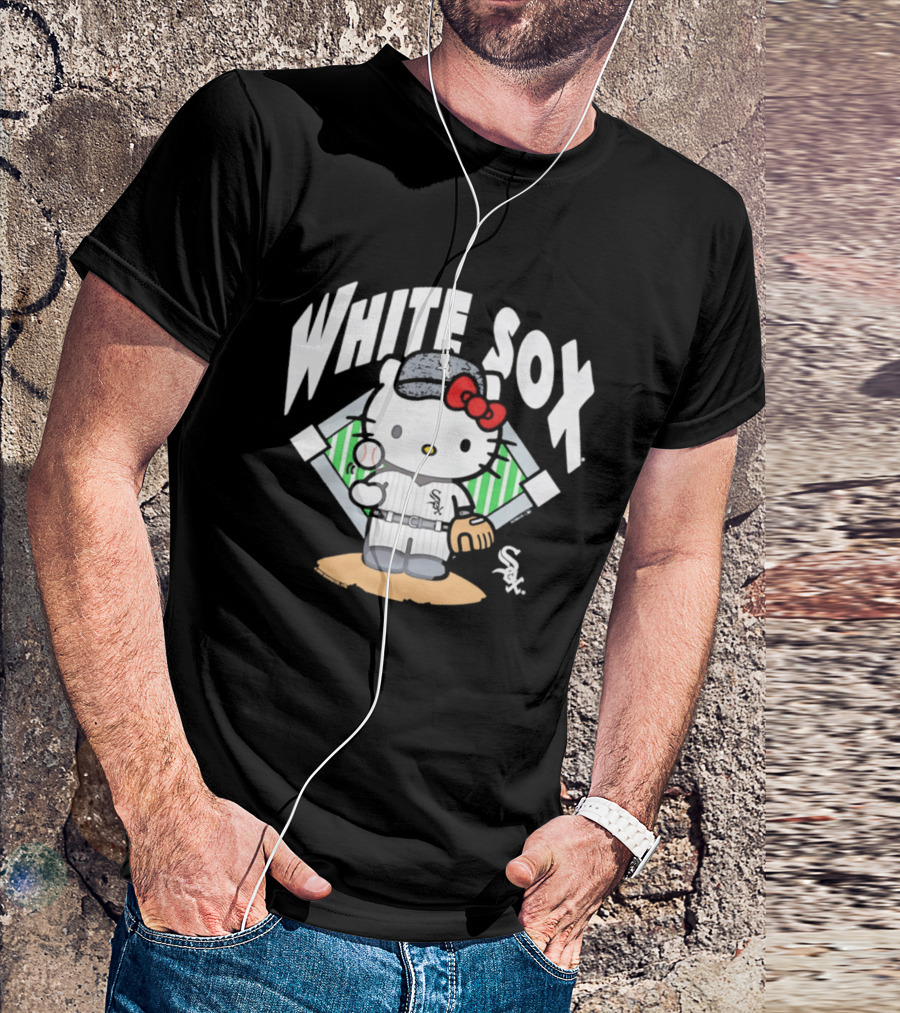 Hello Kitty Playing Baseball With Chicago White Sox T-Shirt