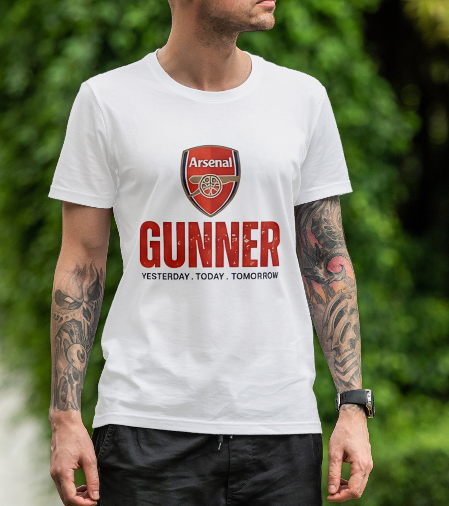 Arsenal Gunner Emblem Yesterday Today Tomorrow T-Shirt