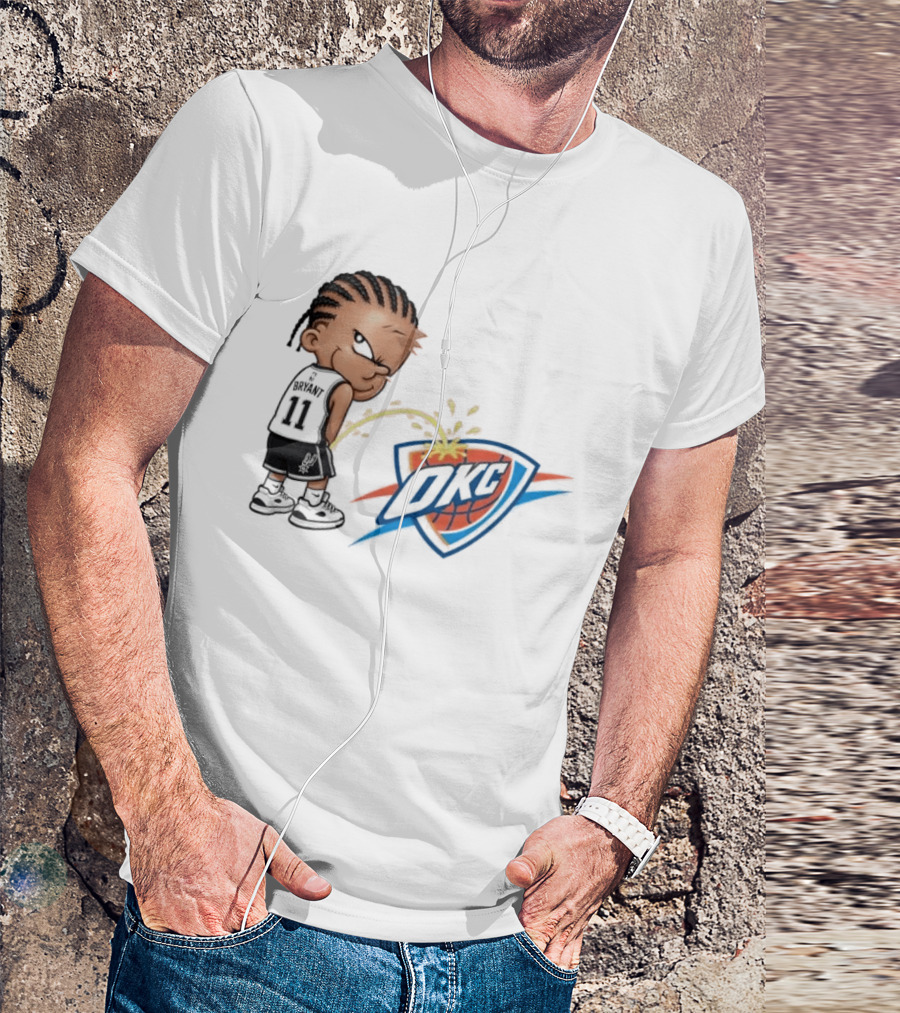 San Antonio Spurs Carter Bryant Peeing On OKC Thunder Caricature T-Shirt