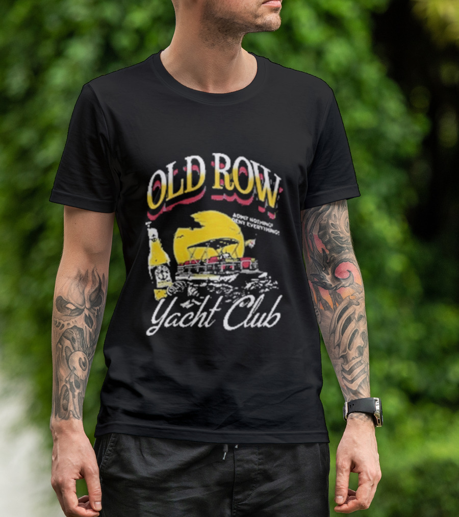 Old Row Yacht Club Retro Nautical Theme With Sailboat And Sunset T-Shirt