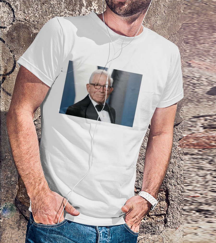 Donald E. Newhouse Low Profile Heir To A Media Empire Dies At 96 T-Shirt