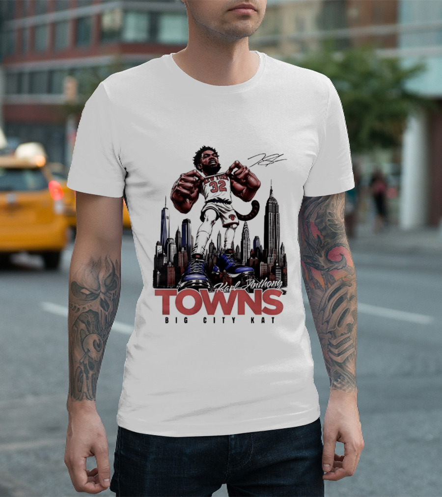 Karl Anthony Towns 32 Big City Kat NYC Skyline T-Shirt