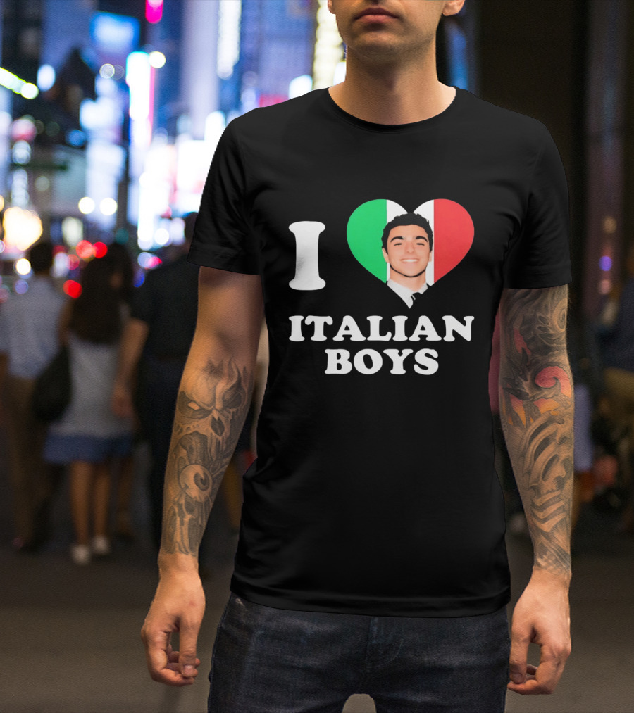 I Love Italian Boys Luigi Mangione Heart Flag T-Shirt
