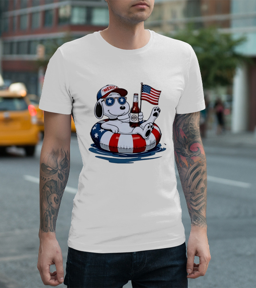 Snoopy Patriotic American Flag Beer Floaty Relaxing T-Shirt
