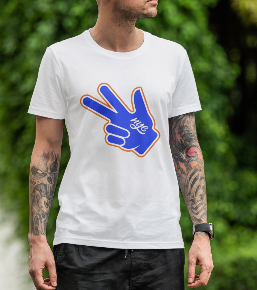 New York Knicks NYC Basketball Peace Sign Three Pointer T-Shirt