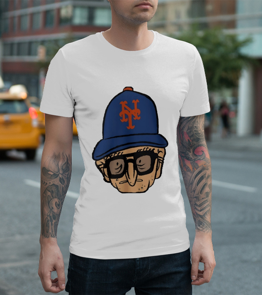 Old Jewish Men Big Head Caricature Mets Cap T-Shirt