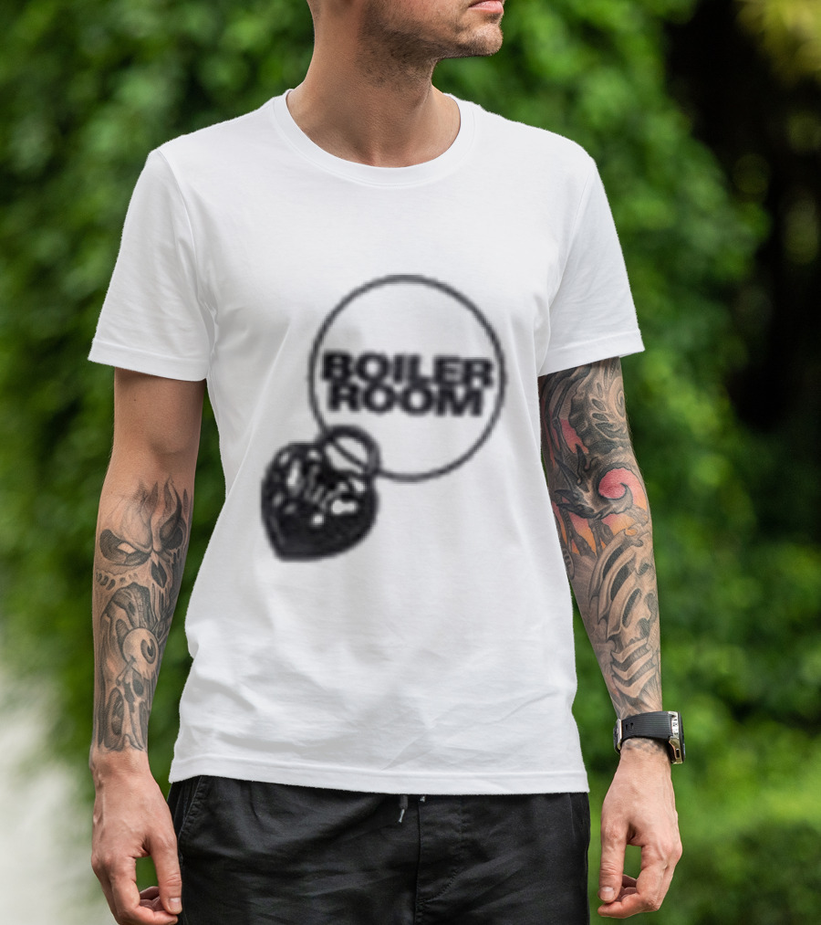 Paris Lovers Boiler Room Heart Lock T-Shirt