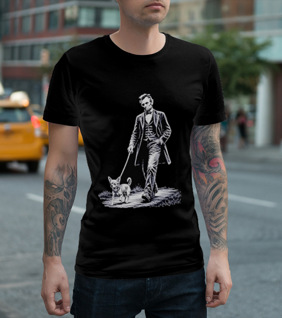 Abraham Lincoln Walking Chihuahua For USA 250th Anniversary Celebration T-Shirt