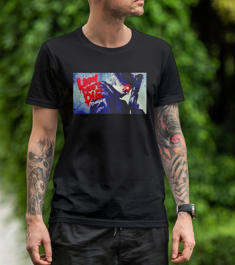 Leon Must Die Forever Red Text Gaming Warrior With Dark Gunfighter T-Shirt