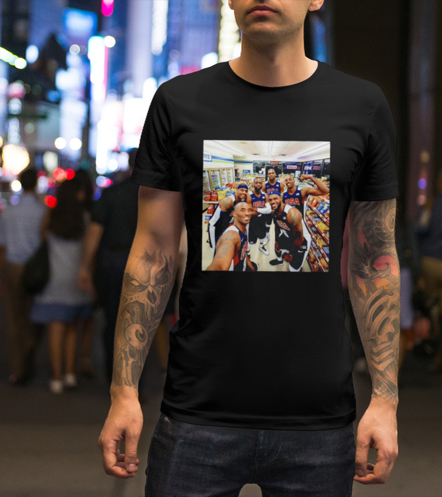 USA Legend Basketball Kobe Bryant LeBron James Dwight Howard Selfie Meme 7 Eleven USA Jersey Team Players T-Shirt