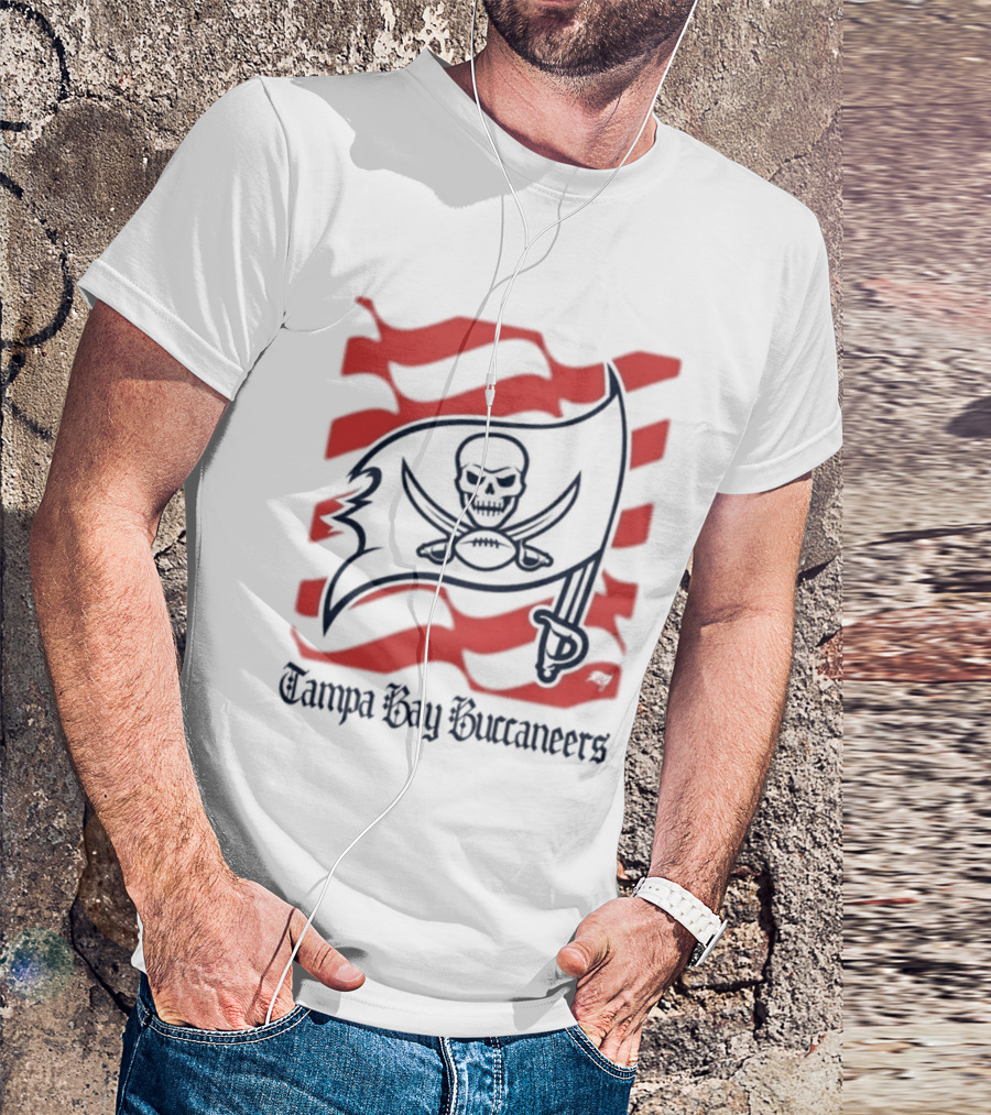 Tampa Bay Buccaneers Flag Skull And Cross Swords T-Shirt