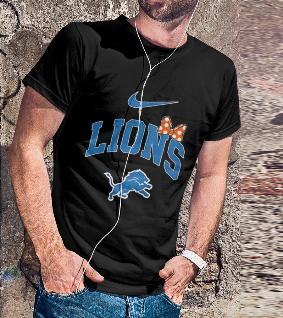 Detroit Lions Boo To You Fa Boo Lous Rugby Sports Team Halloween Bow T-Shirt