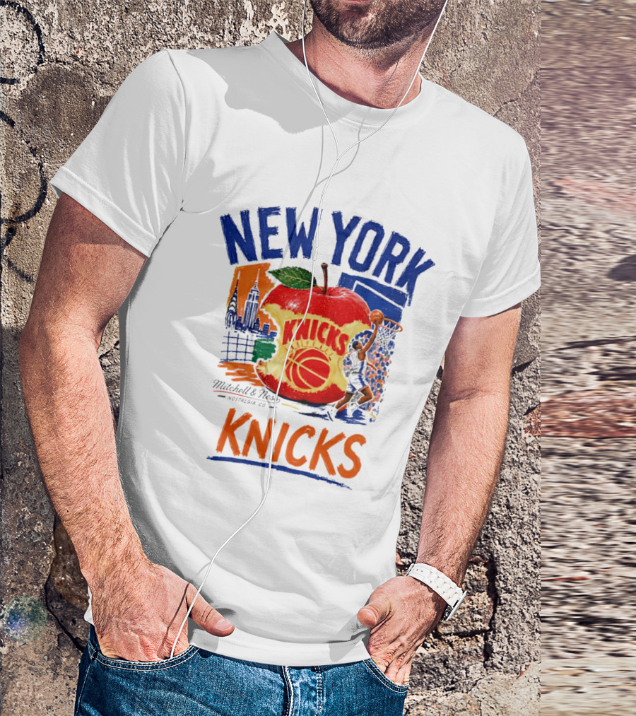 New York Knicks Mitchell & Ness Nostalgia Co Concrete Apple Basketball Scene T-Shirt