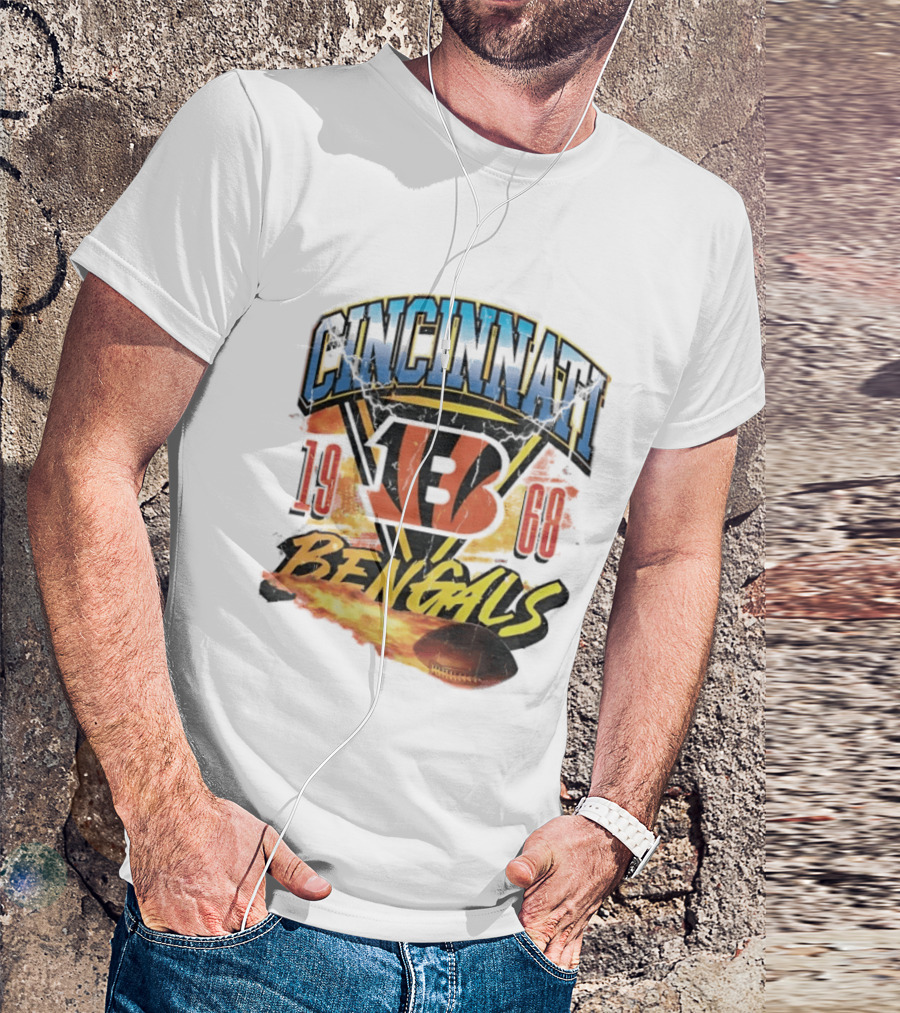 Cincinnati Bengals 1968 Flaming Football Vintage NFL T-Shirt