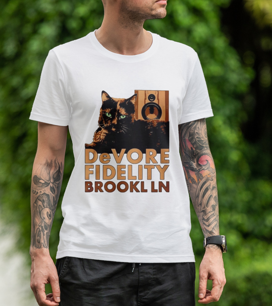 DeVore Fidelity Brooklyn Cat Speaker T-Shirt