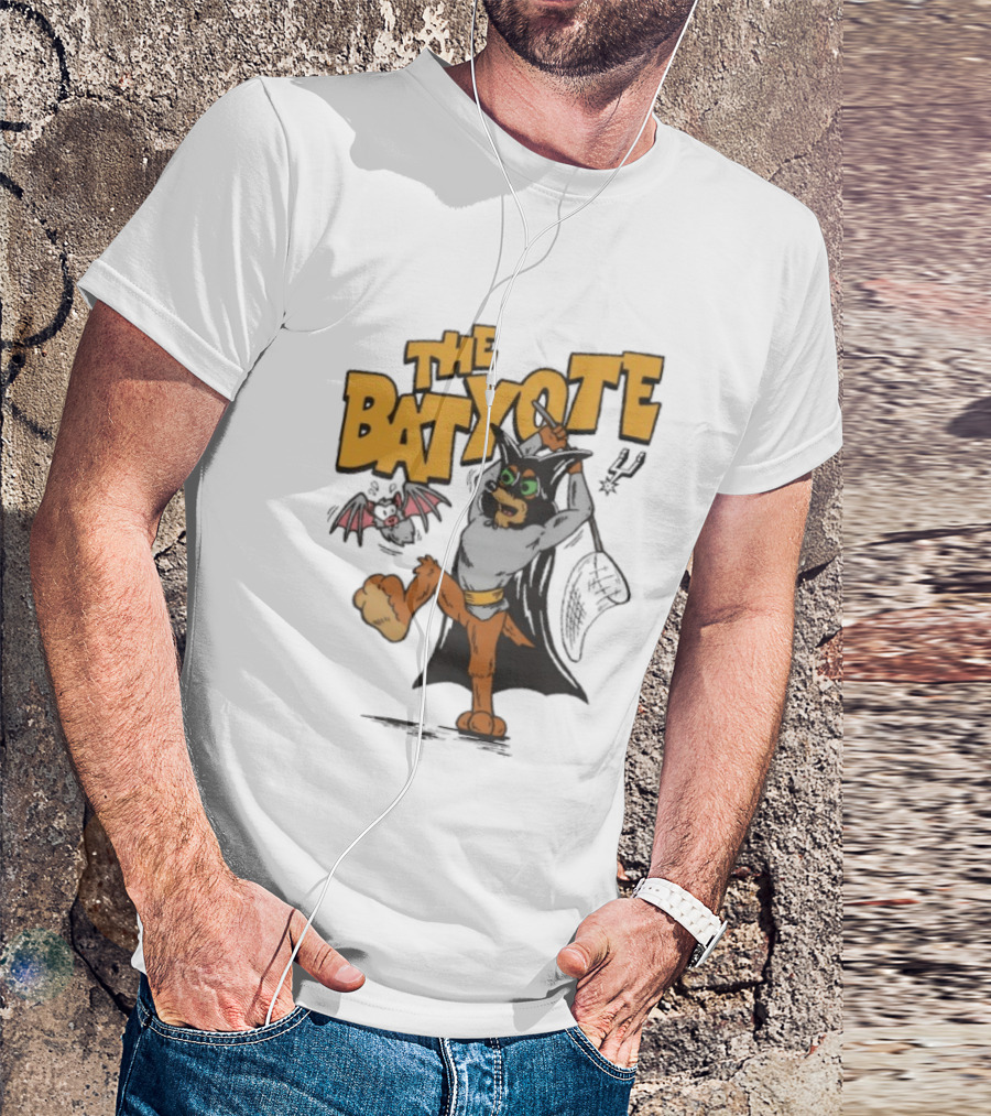 San Antonio Spurs The Batyote Character With Cape And Bat T-Shirt