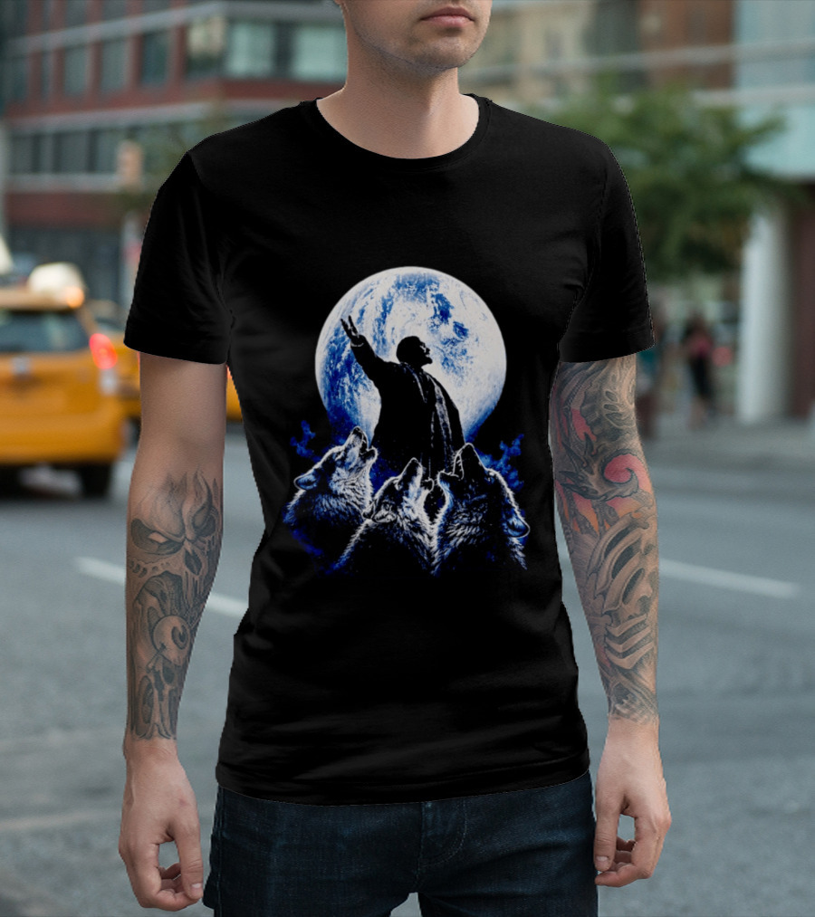 Vladimir Lenin Moon Wolves Howling Speaker T-Shirt