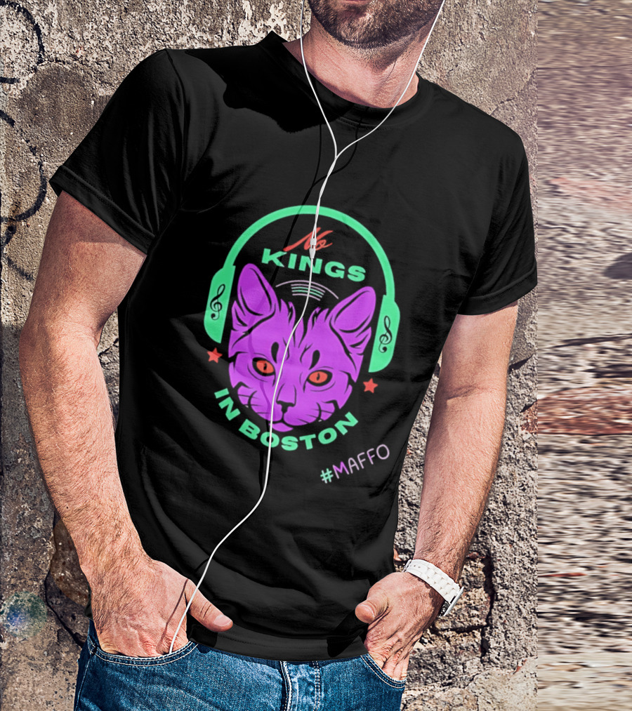 No Kings In Boston Cat With Headphones #Maffo T-Shirt