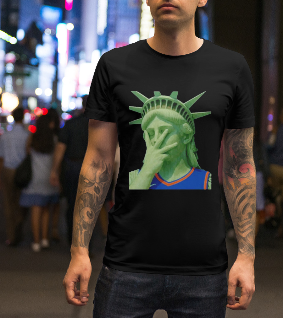 Liberty And Brunson For All Jalen Brunson 3 Points Pose Statue Of Liberty Knicks Jersey T-Shirt