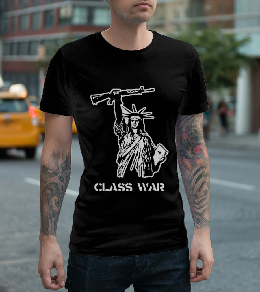Statue Of Liberty AK 47 Class War New York USA T-Shirt