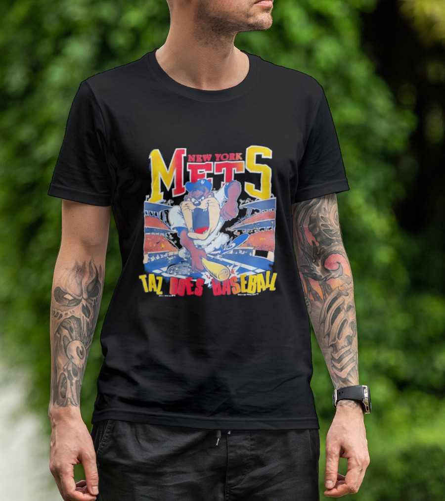New York Mets Taz Does Baseball Stadium Scene T-Shirt