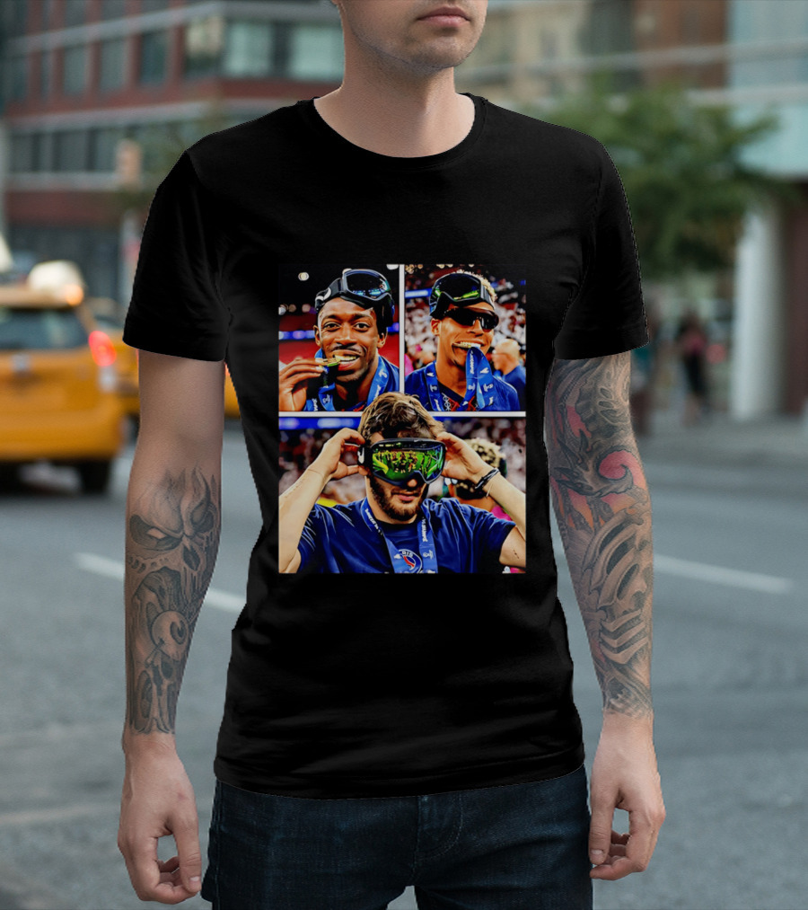 Paris Saint Germain Champions Celebration With Medals And Goggles T-Shirt