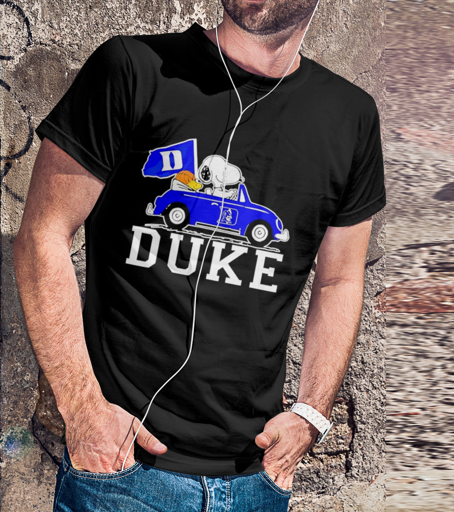 Snoopy And Woodstock Driving Duke Blue Car With Duke Blue Devils Flag T-Shirt