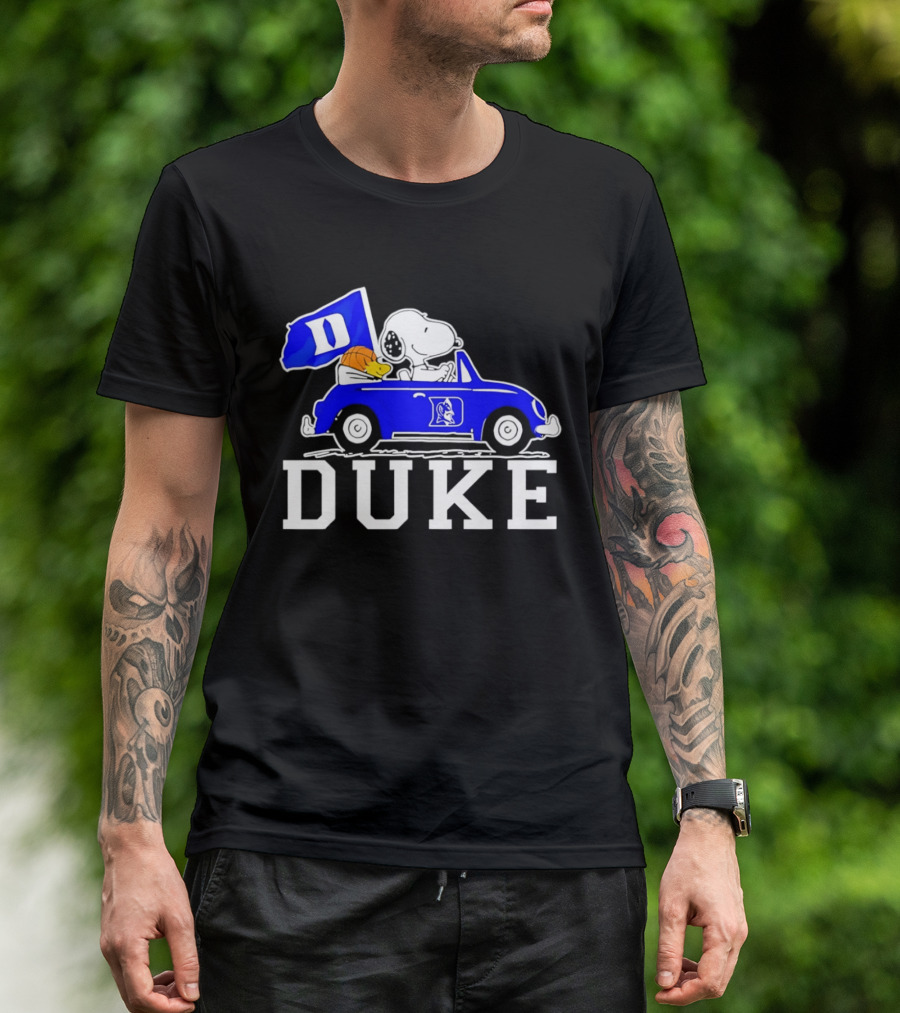 Snoopy And Woodstock Driving Duke Blue Car With Duke Blue Devils Flag T-Shirt