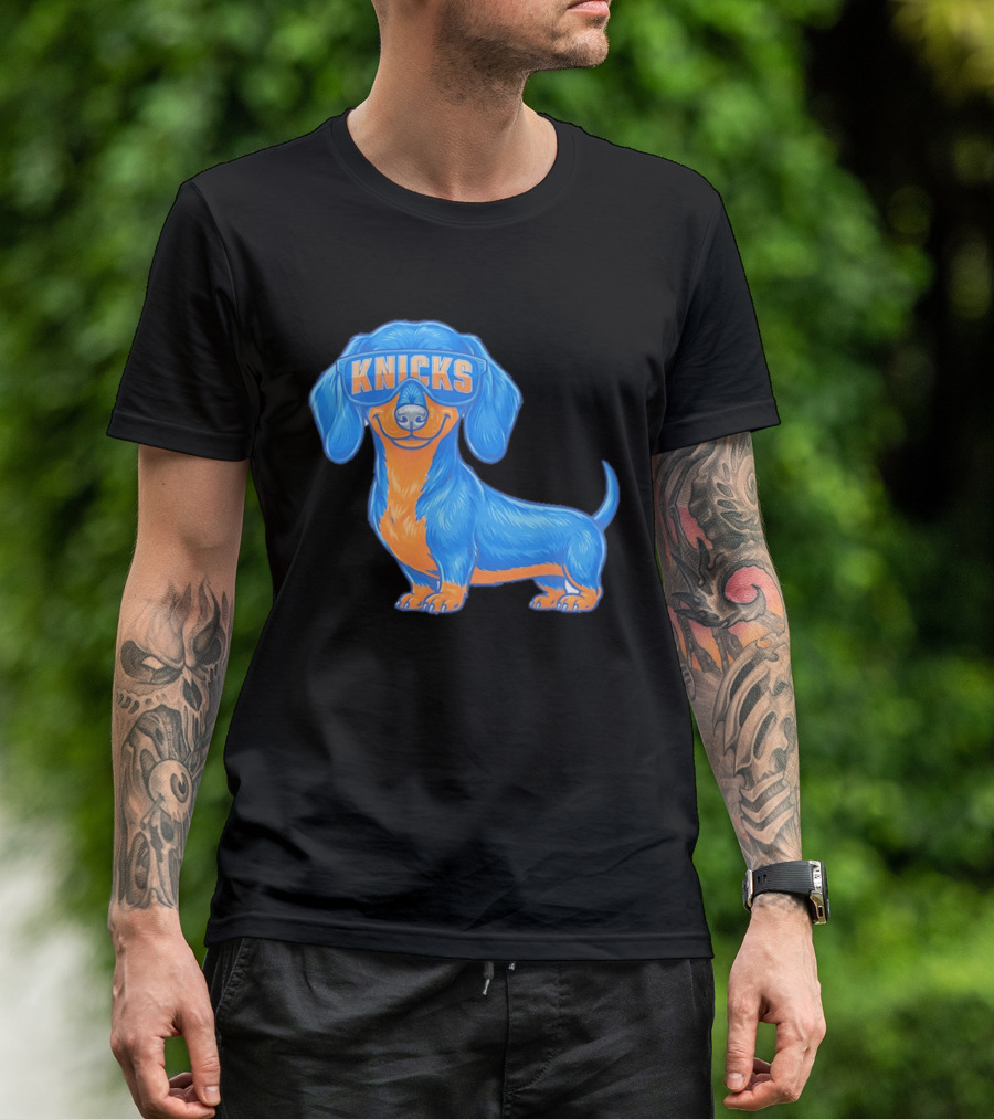 Knicks Dachshund Dog Cartoon Glasses T-Shirt